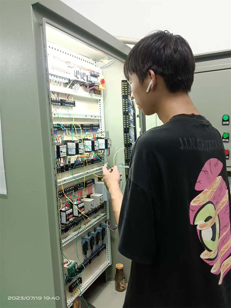 东莞凤岗电工考证，东莞凤岗电工培训